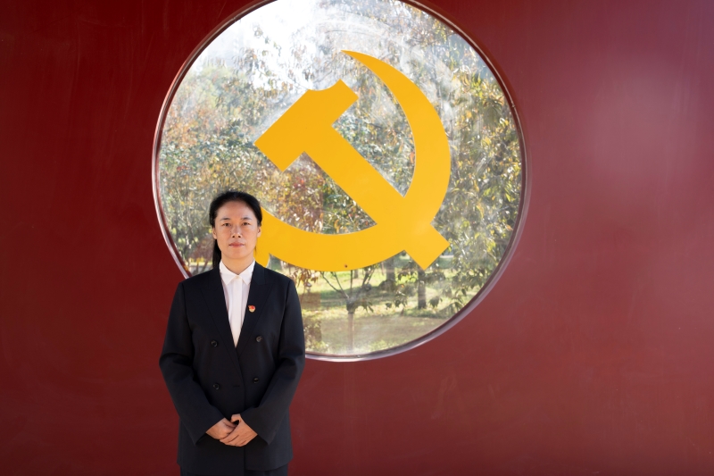 现代招就办支部李俊鸽.jpg