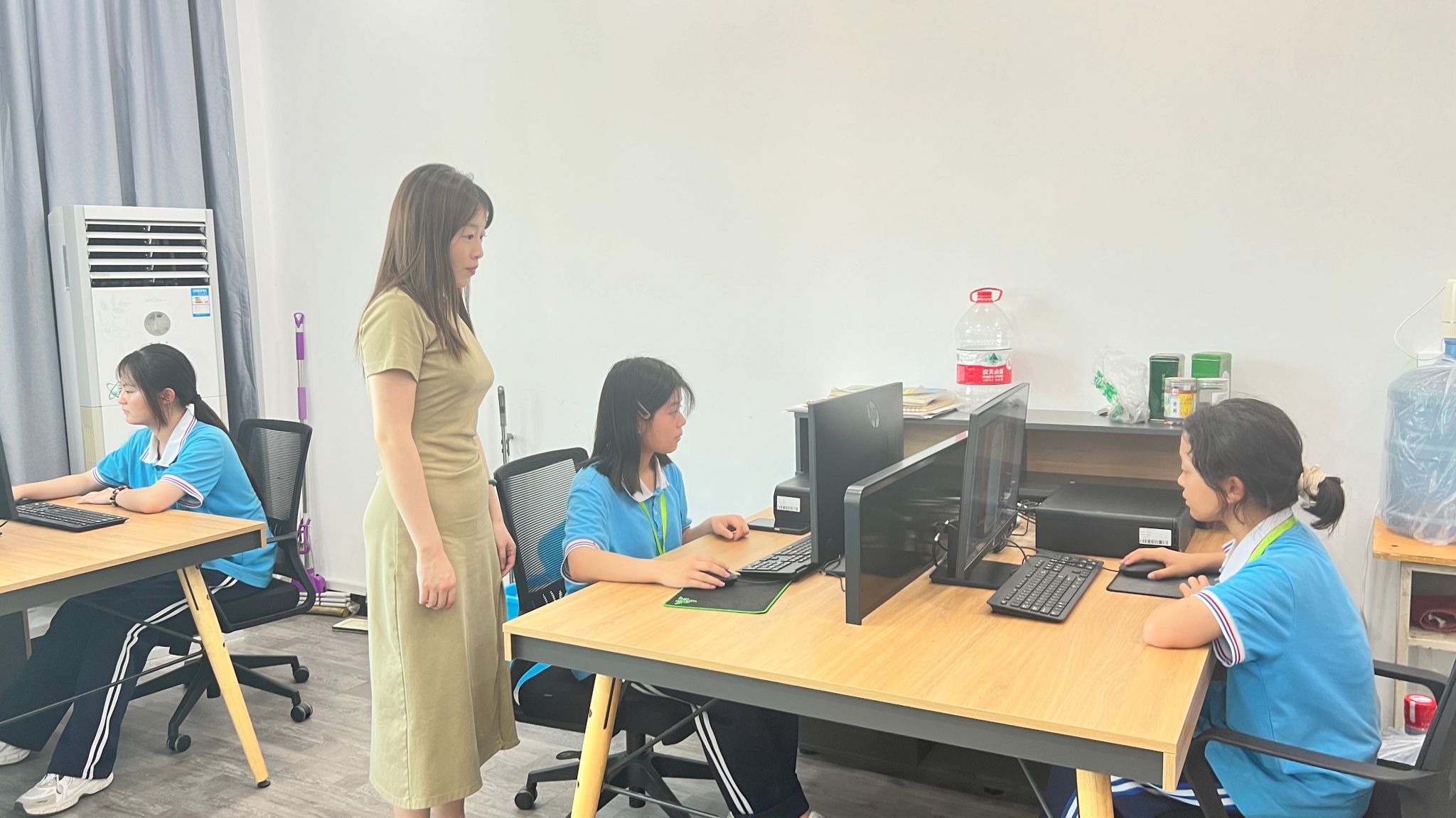 艺术设计技能工作室