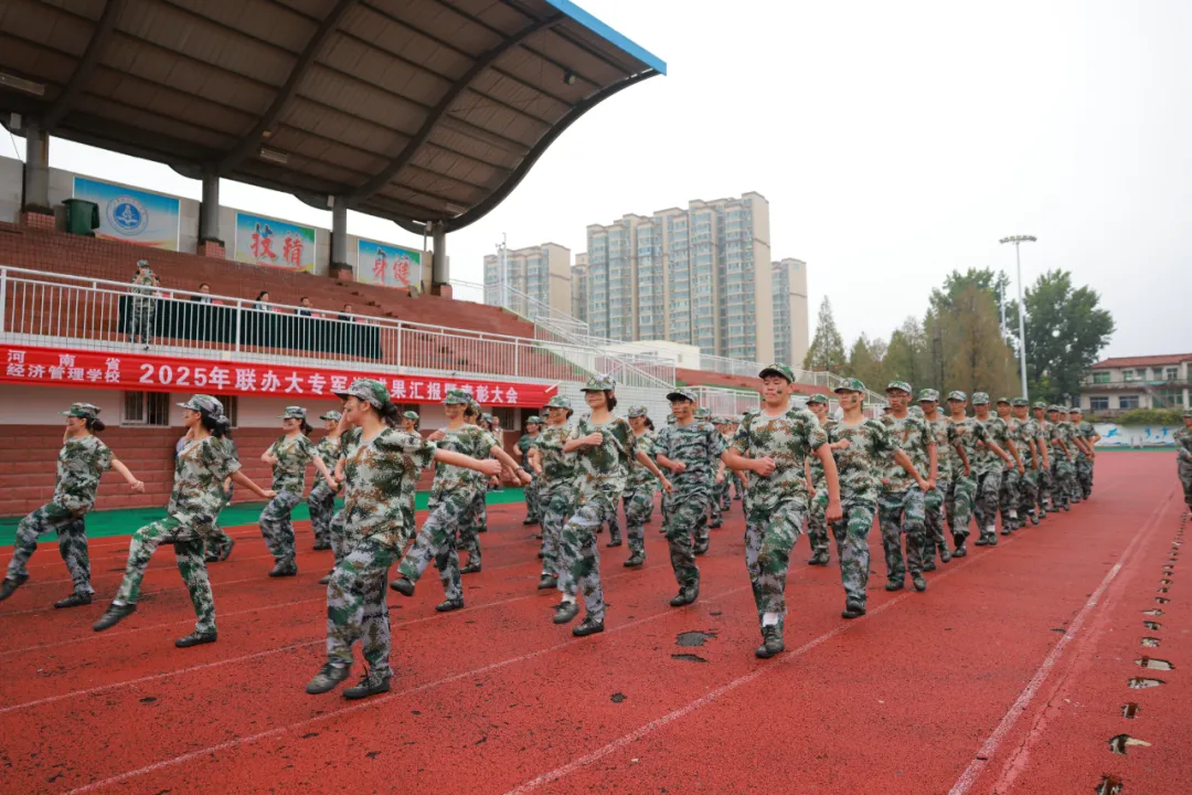 1CAF8